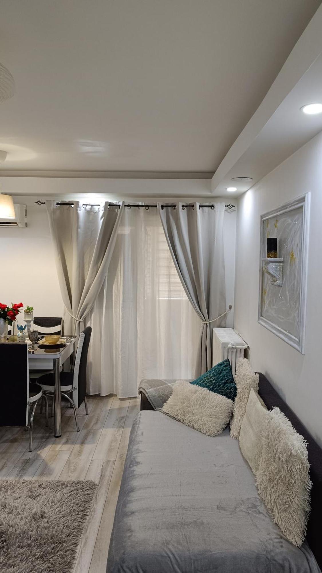 Sistem Apartament 3 Camere! Bucharest Exterior photo